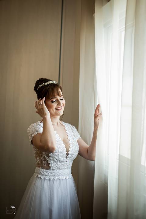 make-off-noiva-noivo-maquiagem-peteados-buque-vestido-atelie-terno-fotos-fotografo-fotografias-retrato-daniel-custodio-album-casamento-casar-cerimonia-igreja-cerimonial-por-do-sol-chacara-madrinha-padrinho-pre-wedding-recepção-festa-buffet-dj-the-farm'