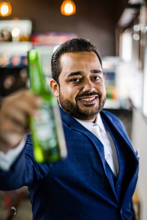 make-off-noiva-noivo-maquiagem-peteados-buque-vestido-atelie-terno-fotos-fotografo-fotografias-retrato-daniel-custodio-album-casamento-casar-cerimonia-igreja-cerimonial-por-do-sol-chacara-madrinha-padrinho-pre-wedding-recepção-festa-buffet-dj-the-farm'