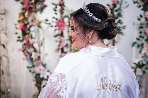 make-off-noiva-noivo-maquiagem-peteados-buque-vestido-atelie-terno-fotos-fotografo-fotografias-retrato-daniel-custodio-album-casamento-casar-cerimonia-igreja-cerimonial-por-do-sol-chacara-madrinha-padrinho-pre-wedding-recepção-festa-buffet-dj-the-farm'