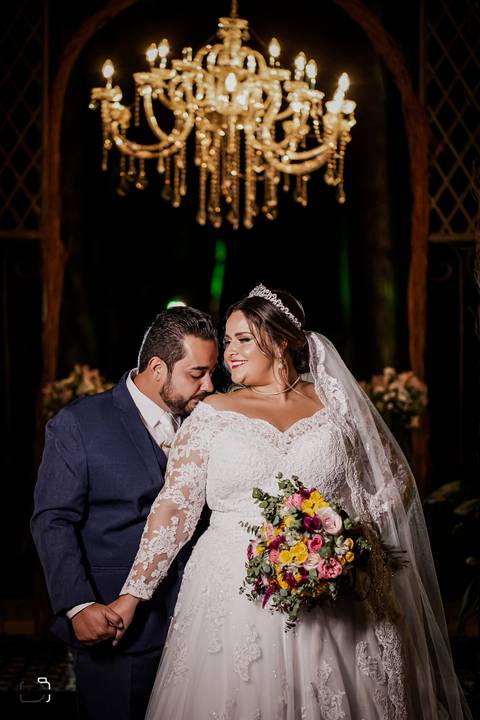 make-off-noiva-noivo-maquiagem-peteados-buque-vestido-atelie-terno-fotos-fotografo-fotografias-retrato-daniel-custodio-album-casamento-casar-cerimonia-igreja-cerimonial-por-do-sol-chacara-madrinha-padrinho-pre-wedding-recepção-festa-buffet-dj-the-farm'