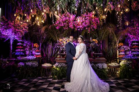 make-off-noiva-noivo-maquiagem-peteados-buque-vestido-atelie-terno-fotos-fotografo-fotografias-retrato-daniel-custodio-album-casamento-casar-cerimonia-igreja-cerimonial-por-do-sol-chacara-madrinha-padrinho-pre-wedding-recepção-festa-buffet-dj-the-farm'