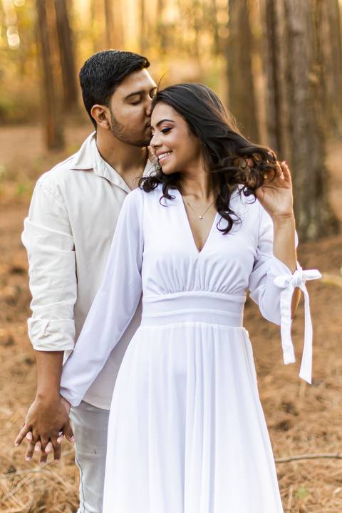 album-casamento-casar-cerimonia-igreja-cerimonial-por-do-sol-chacara-madrinha-padrinho-pre-wedding-recepção-festa-buffet-dj-'