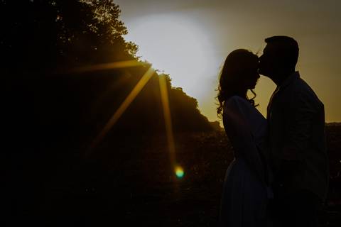 album-casamento-casar-cerimonia-igreja-cerimonial-por-do-sol-chacara-madrinha-padrinho-pre-wedding-recepção-festa-buffet-dj-'