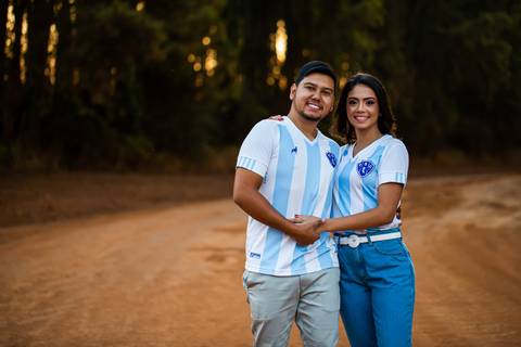 album-casamento-casar-cerimonia-igreja-cerimonial-por-do-sol-chacara-madrinha-padrinho-pre-wedding-recepção-festa-buffet-dj-'