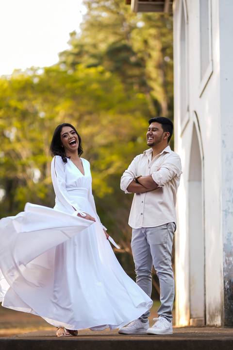 album-casamento-casar-cerimonia-igreja-cerimonial-por-do-sol-chacara-madrinha-padrinho-pre-wedding-recepção-festa-buffet-dj-'