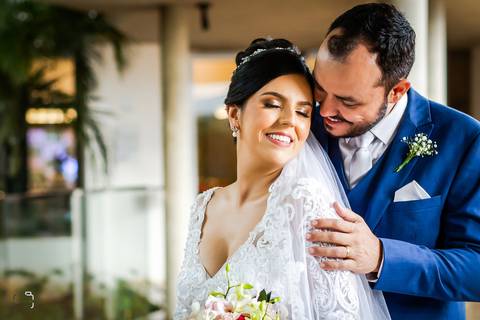 casamento-casar-noiva-vestido-make-hotel-ensaio-foto-fotografias-fotografo-uberlandia-minas-gerais-noivo-madrinha-padrinho-buque-brinde-terço-festa-dj-cerimonia-cerimonial-buffet-casa-de-festa-chacara-por-do-sol-terno-barbearia-brasil-daniel-custodio-amor'