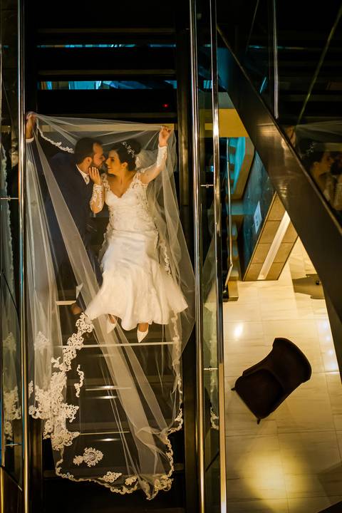 casamento-casar-noiva-vestido-make-hotel-ensaio-foto-fotografias-fotografo-uberlandia-minas-gerais-noivo-madrinha-padrinho-buque-brinde-terço-festa-dj-cerimonia-cerimonial-buffet-casa-de-festa-chacara-por-do-sol-terno-barbearia-brasil-daniel-custodio-amor'