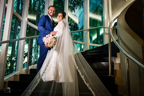 casamento-casar-noiva-vestido-make-hotel-ensaio-foto-fotografias-fotografo-uberlandia-minas-gerais-noivo-madrinha-padrinho-buque-brinde-terço-festa-dj-cerimonia-cerimonial-buffet-casa-de-festa-chacara-por-do-sol-terno-barbearia-brasil-daniel-custodio-amor'