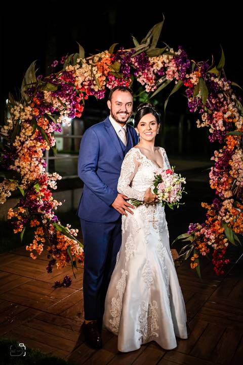 casamento-casar-noiva-vestido-make-hotel-ensaio-foto-fotografias-fotografo-uberlandia-minas-gerais-noivo-madrinha-padrinho-buque-brinde-terço-festa-dj-cerimonia-cerimonial-buffet-casa-de-festa-chacara-por-do-sol-terno-barbearia-brasil-daniel-custodio-amor'