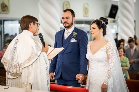 casamento-casar-noiva-vestido-make-hotel-ensaio-foto-fotografias-fotografo-uberlandia-minas-gerais-noivo-madrinha-padrinho-buque-brinde-terço-festa-dj-cerimonia-cerimonial-buffet-casa-de-festa-chacara-por-do-sol-terno-barbearia-brasil-daniel-custodio-amor'