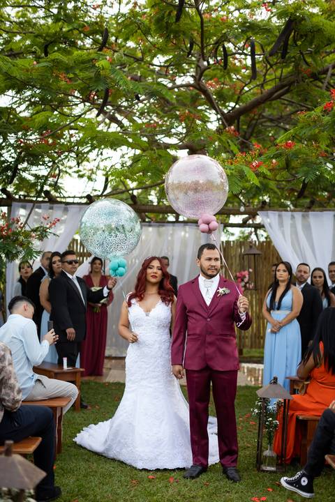 casamento-casar-chacara-cerimonia-religioso-cerimonial-por-do-sol-noiva-noivo-vestido-terno-make-salão-maquiagem-aliança-decoração-buffet-dj-buque-banda-brasil-minas-gerais-amor-love-daniel-custodio-uberlandia-foto-fotografo-registro-pre-wedding-foto-'