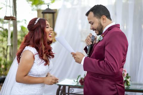 casamento-casar-chacara-cerimonia-religioso-cerimonial-por-do-sol-noiva-noivo-vestido-terno-make-salão-maquiagem-aliança-decoração-buffet-dj-buque-banda-brasil-minas-gerais-amor-love-daniel-custodio-uberlandia-foto-fotografo-registro-pre-wedding-foto-'