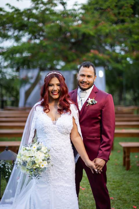 casamento-casar-chacara-cerimonia-religioso-cerimonial-por-do-sol-noiva-noivo-vestido-terno-make-salão-maquiagem-aliança-decoração-buffet-dj-buque-banda-brasil-minas-gerais-amor-love-daniel-custodio-uberlandia-foto-fotografo-registro-pre-wedding-foto-'