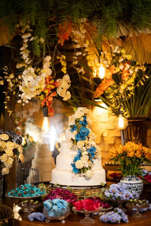 casamento-casar-chacara-cerimonia-religioso-cerimonial-por-do-sol-noiva-noivo-vestido-terno-make-salão-maquiagem-aliança-decoração-buffet-dj-buque-banda-brasil-minas-gerais-amor-love-daniel-custodio-uberlandia-foto-fotografo-registro-pre-wedding-foto-'