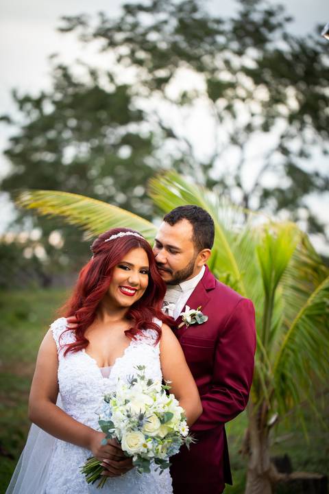 casamento-casar-chacara-cerimonia-religioso-cerimonial-por-do-sol-noiva-noivo-vestido-terno-make-salão-maquiagem-aliança-decoração-buffet-dj-buque-banda-brasil-minas-gerais-amor-love-daniel-custodio-uberlandia-foto-fotografo-registro-pre-wedding-foto-'