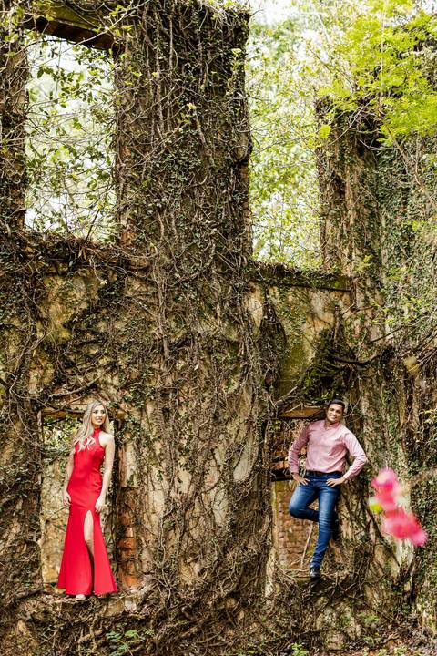 pre-wedding-ensaio-fotos-namorados-casal-studio-araxa-horizonte-perdido-taua-hotel-ruidas-fotos-fotografias-noivado-civil-casamento-religioso-por-do-sol-chacara-make-noiva-noivo-vestido-salão-de-beleza-barbearia-cowboy-amor-uberlandia-minas-gerais-brasil-'