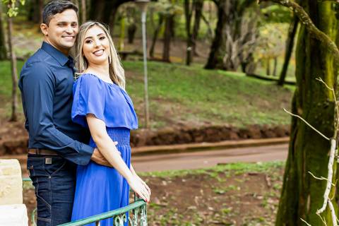 pre-wedding-ensaio-fotos-namorados-casal-studio-araxa-horizonte-perdido-taua-hotel-ruidas-fotos-fotografias-noivado-civil-casamento-religioso-por-do-sol-chacara-make-noiva-noivo-vestido-salão-de-beleza-barbearia-cowboy-amor-uberlandia-minas-gerais-brasil-'