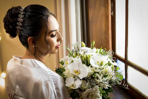 casamento-civil-casar-cerimonia-cartorio-patio-sabia-buque-make-daniel-custodio-por-do-sol-ensaio-pre-wedding-igreja-chacara-noiva-madrinha-padrinho-noivo-amor-uberlandia-vestido-terno-fotos-amor-fotografo-profissional-alianca-dj-buffet-cerimonial-banda-'