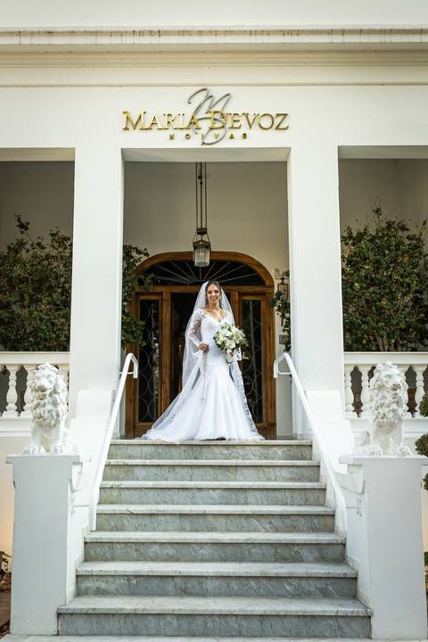 casamento-civil-casar-cerimonia-cartorio-patio-sabia-buque-make-daniel-custodio-por-do-sol-ensaio-pre-wedding-igreja-chacara-noiva-madrinha-padrinho-noivo-amor-uberlandia-vestido-terno-fotos-amor-fotografo-profissional-alianca-dj-buffet-cerimonial-banda-'