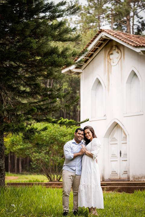 casamento-civil-casar-cerimonia-cartorio-patio-sabia-buque-make-daniel-custodio-por-do-sol-ensaio-pre-wedding-igreja-chacara-noiva-madrinha-padrinho-noivo-amor-uberlandia-vestido-terno-fotos-amor-fotografo-profissional-alianca-dj-buffet-cerimonial-banda-'