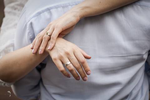 casamento-civil-casar-cerimonia-cartorio-patio-sabia-buque-make-daniel-custodio-por-do-sol-ensaio-pre-wedding-igreja-chacara-noiva-madrinha-padrinho-noivo-amor-uberlandia-vestido-terno-fotos-amor-fotografo-profissional-alianca-dj-buffet-cerimonial-banda-'