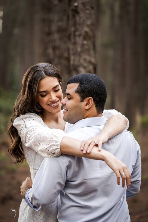 casamento-civil-casar-cerimonia-cartorio-patio-sabia-buque-make-daniel-custodio-por-do-sol-ensaio-pre-wedding-igreja-chacara-noiva-madrinha-padrinho-noivo-amor-uberlandia-vestido-terno-fotos-amor-fotografo-profissional-alianca-dj-buffet-cerimonial-banda-'
