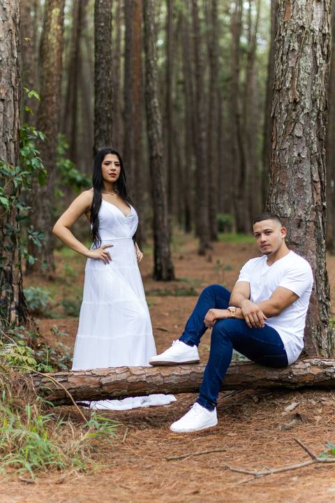 casamento-civil-casar-cerimonia-cartorio-patio-sabia-buque-make-daniel-custodio-por-do-sol-ensaio-pre-wedding-igreja-chacara-noiva-madrinha-padrinho-noivo-amor-uberlandia-vestido-terno-fotos-amor-fotografo-profissional-alianca-dj-buffet-cerimonial-banda-'