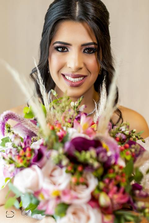 casamento-civil-casar-cerimonia-cartorio-patio-sabia-buque-make-daniel-custodio-por-do-sol-ensaio-pre-wedding-igreja-chacara-noiva-madrinha-padrinho-noivo-amor-uberlandia-vestido-terno-fotos-amor-fotografo-profissional-alianca-dj-buffet-cerimonial-banda-'