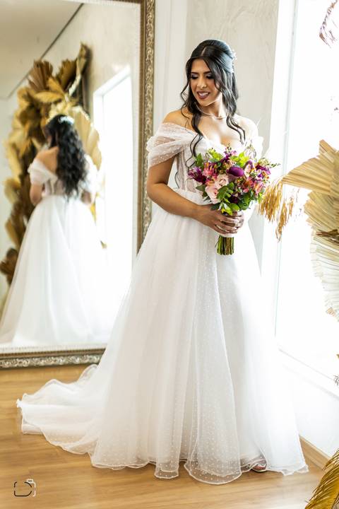 casamento-civil-casar-cerimonia-cartorio-patio-sabia-buque-make-daniel-custodio-por-do-sol-ensaio-pre-wedding-igreja-chacara-noiva-madrinha-padrinho-noivo-amor-uberlandia-vestido-terno-fotos-amor-fotografo-profissional-alianca-dj-buffet-cerimonial-banda-'