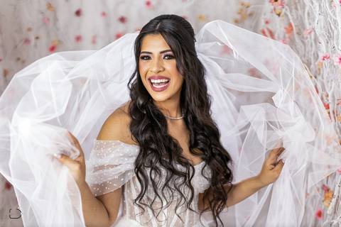 casamento-civil-casar-cerimonia-cartorio-patio-sabia-buque-make-daniel-custodio-por-do-sol-ensaio-pre-wedding-igreja-chacara-noiva-madrinha-padrinho-noivo-amor-uberlandia-vestido-terno-fotos-amor-fotografo-profissional-alianca-dj-buffet-cerimonial-banda-'