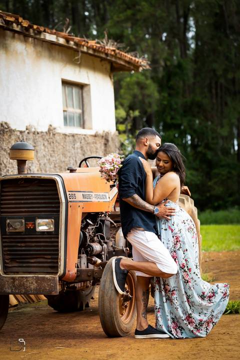 casamento-civil-casar-cerimonia-cartorio-patio-sabia-buque-make-daniel-custodio-por-do-sol-ensaio-pre-wedding-igreja-chacara-noiva-madrinha-padrinho-noivo-amor-uberlandia-vestido-terno-fotos-amor-fotografo-profissional-alianca-dj-buffet-cerimonial-banda-'