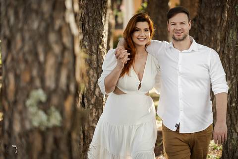 pre-wedding-ensaio-fotos-de-casamento-footgrafo-em-uberlandia-daniel-custodio-fotografo-casar-casamento-cerimonial-casal-retrato-namoro-buque-noiva-noivo-madrinha-padrinho-dama-vestido-festa-recepção-chacara-dj-buffet-atelie-maquiagem-make-por-do-sol-foto'