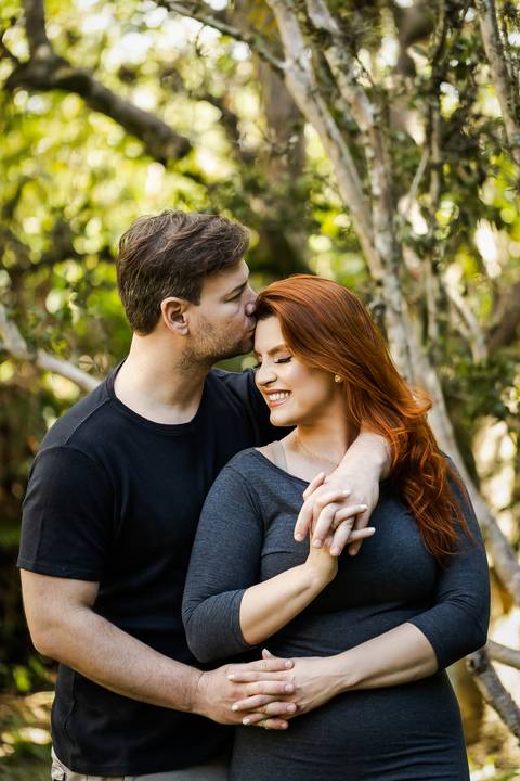 pre-wedding-ensaio-fotos-de-casamento-footgrafo-em-uberlandia-daniel-custodio-fotografo-casar-casamento-cerimonial-casal-retrato-namoro-buque-noiva-noivo-madrinha-padrinho-dama-vestido-festa-recepção-chacara-dj-buffet-atelie-maquiagem-make-por-do-sol-foto'