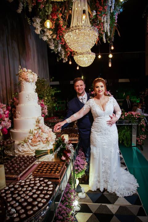 casar-make-noiva-noivo-maquiagem-casar-casamento-daniel-custodio-fotos-fotografias-fotografo-madrinha-padrinho-buque-the-farm-cerimonia-igreja-dj-buffet-terno-chacara-por-do-sol-amor-uberlandia-retrato-carro-atelie-civil-cartorio-cerimonial-decoração-love'