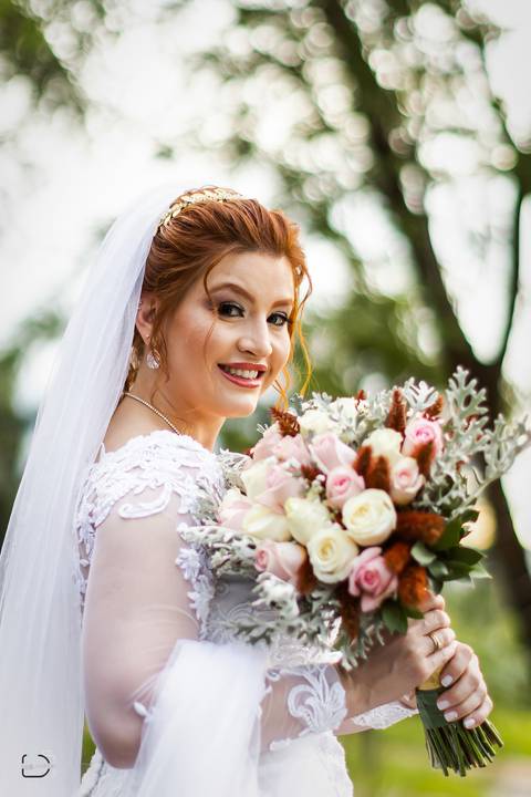 casar-make-noiva-noivo-maquiagem-casar-casamento-daniel-custodio-fotos-fotografias-fotografo-madrinha-padrinho-buque-the-farm-cerimonia-igreja-dj-buffet-terno-chacara-por-do-sol-amor-uberlandia-retrato-carro-atelie-civil-cartorio-cerimonial-decoração-love'