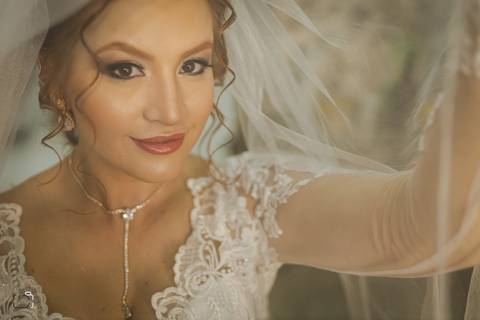 casar-make-noiva-noivo-maquiagem-casar-casamento-daniel-custodio-fotos-fotografias-fotografo-madrinha-padrinho-buque-the-farm-cerimonia-igreja-dj-buffet-terno-chacara-por-do-sol-amor-uberlandia-retrato-carro-atelie-civil-cartorio-cerimonial-decoração-love'