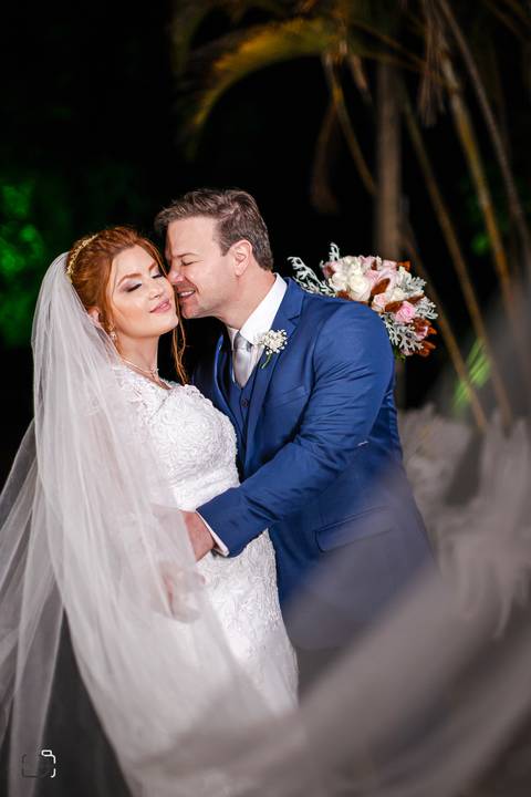 casar-make-noiva-noivo-maquiagem-casar-casamento-daniel-custodio-fotos-fotografias-fotografo-madrinha-padrinho-buque-the-farm-cerimonia-igreja-dj-buffet-terno-chacara-por-do-sol-amor-uberlandia-retrato-carro-atelie-civil-cartorio-cerimonial-decoração-love'