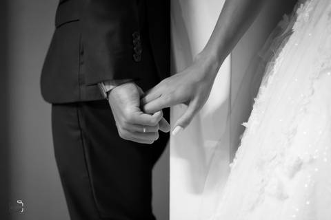 casamento-casar-make-noiva-noivo-vestido-ternno-igreja-cerimonia-maquiagem-hotel-carro-choffer-cerimonial-foto-fotografias-fotografo-filmagem-barbearia-buque-dj-bamda-musical-madrinha-padrinho-chacara-aliança-daniel-custodio-uberlandia-minas-gerias-pordo'