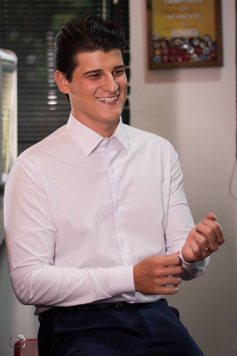 casamento-casar-make-noiva-noivo-vestido-ternno-igreja-cerimonia-maquiagem-hotel-carro-choffer-cerimonial-foto-fotografias-fotografo-filmagem-barbearia-buque-dj-bamda-musical-madrinha-padrinho-chacara-aliança-daniel-custodio-uberlandia-minas-gerias-pordo'