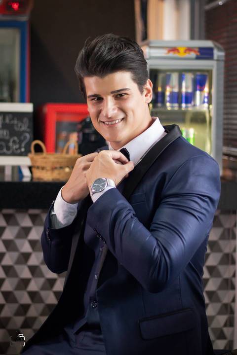 casamento-casar-make-noiva-noivo-vestido-ternno-igreja-cerimonia-maquiagem-hotel-carro-choffer-cerimonial-foto-fotografias-fotografo-filmagem-barbearia-buque-dj-bamda-musical-madrinha-padrinho-chacara-aliança-daniel-custodio-uberlandia-minas-gerias-pordo'