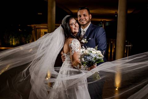 casamento-casar-make-noiva-noivo-vestido-ternno-igreja-cerimonia-maquiagem-hotel-carro-choffer-cerimonial-foto-fotografias-fotografo-filmagem-barbearia-buque-dj-bamda-musical-madrinha-padrinho-chacara-aliança-daniel-custodio-uberlandia-minas-gerias-pordo'