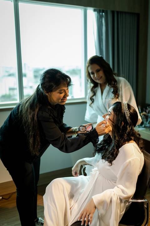 casamento-casar-make-noiva-noivo-vestido-ternno-igreja-cerimonia-maquiagem-hotel-carro-choffer-cerimonial-foto-fotografias-fotografo-filmagem-barbearia-buque-dj-bamda-musical-madrinha-padrinho-chacara-aliança-daniel-custodio-uberlandia-minas-gerias-pordo'