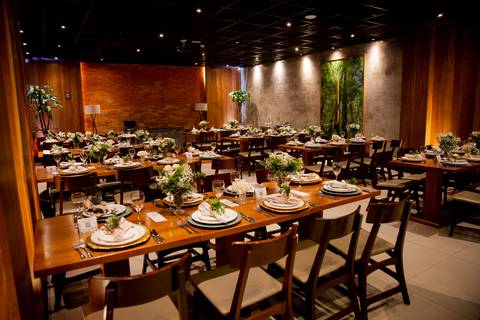 casamento-casar-make-noiva-noivo-vestido-ternno-igreja-cerimonia-maquiagem-hotel-carro-choffer-cerimonial-foto-fotografias-fotografo-filmagem-barbearia-buque-dj-bamda-musical-madrinha-padrinho-chacara-aliança-daniel-custodio-uberlandia-minas-gerias-pordo'