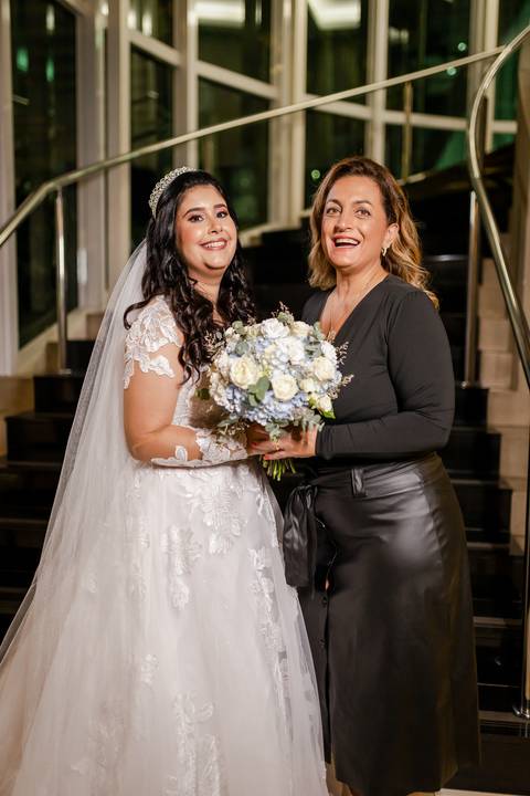casamento-casar-make-noiva-noivo-vestido-ternno-igreja-cerimonia-maquiagem-hotel-carro-choffer-cerimonial-foto-fotografias-fotografo-filmagem-barbearia-buque-dj-bamda-musical-madrinha-padrinho-chacara-aliança-daniel-custodio-uberlandia-minas-gerias-pordo'