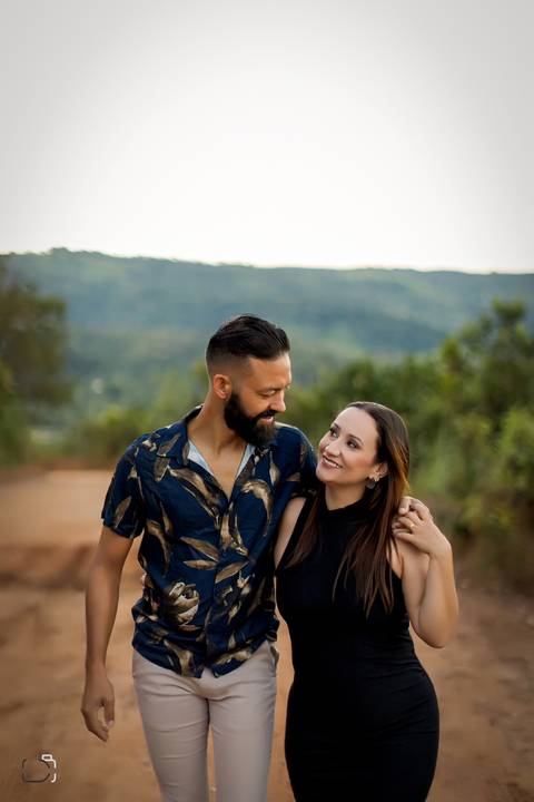 casamento-casar-make-noiva-noivo-vestido-ternno-igreja-cerimonia-maquiagem-hotel-carro-choffer-cerimonial-foto-fotografias-fotografo-filmagem-barbearia-buque-dj-bamda-musical-madrinha-padrinho-chacara-aliança-daniel-custodio-uberlandia-minas-gerias-goias'