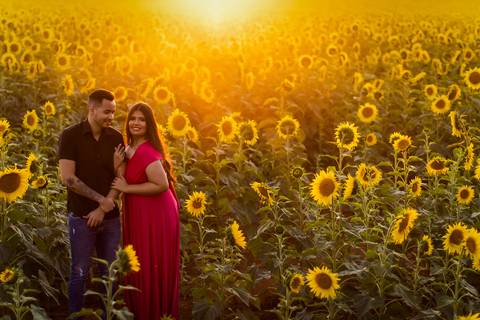 pre-wedding-ensaio-fotos-de-casamento-daniel-custodio-fotografo-uberlandia-casamento-namoro-minas-gerias-religioso-make-noiva-noivo-aliança-civil-madrinha-padrinho-chacara-fotografo-de-casamento-dj-buffet-vestido-buque-amor-love-floresta-do-lobo-igreja-'