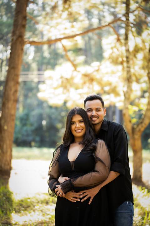 pre-wedding-ensaio-fotos-de-casamento-daniel-custodio-fotografo-uberlandia-casamento-namoro-minas-gerias-religioso-make-noiva-noivo-aliança-civil-madrinha-padrinho-chacara-fotografo-de-casamento-dj-buffet-vestido-buque-amor-love-floresta-do-lobo-igreja-'