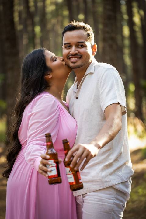 pre-wedding-ensaio-fotos-de-casamento-daniel-custodio-fotografo-uberlandia-casamento-namoro-minas-gerias-religioso-make-noiva-noivo-aliança-civil-madrinha-padrinho-chacara-fotografo-de-casamento-dj-buffet-vestido-buque-amor-love-floresta-do-lobo-igreja-'