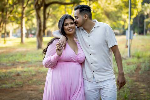 pre-wedding-ensaio-fotos-de-casamento-daniel-custodio-fotografo-uberlandia-casamento-namoro-minas-gerias-religioso-make-noiva-noivo-aliança-civil-madrinha-padrinho-chacara-fotografo-de-casamento-dj-buffet-vestido-buque-amor-love-floresta-do-lobo-igreja-'