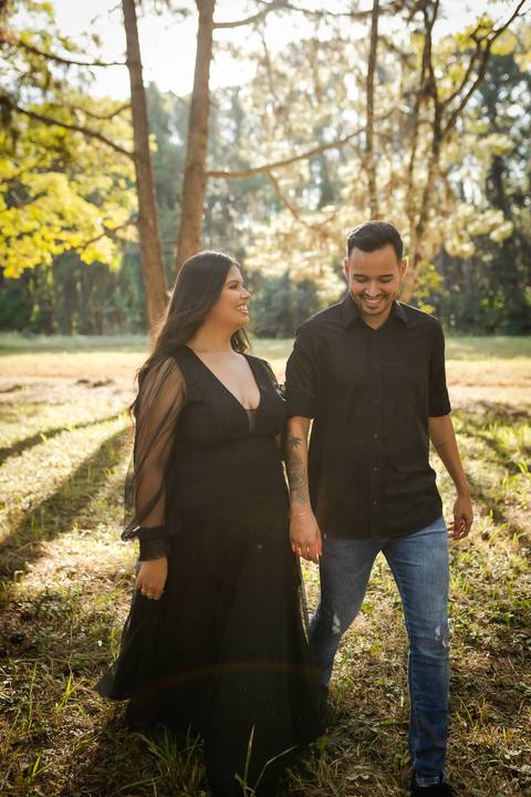 pre-wedding-ensaio-fotos-de-casamento-daniel-custodio-fotografo-uberlandia-casamento-namoro-minas-gerias-religioso-make-noiva-noivo-aliança-civil-madrinha-padrinho-chacara-fotografo-de-casamento-dj-buffet-vestido-buque-amor-love-floresta-do-lobo-igreja-'